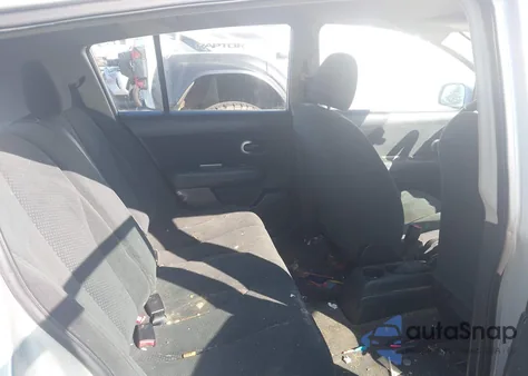 2011 Nissan Versa 1.8S z USA, uszkodzony, nr VIN 3N1BC1CP6BL386236